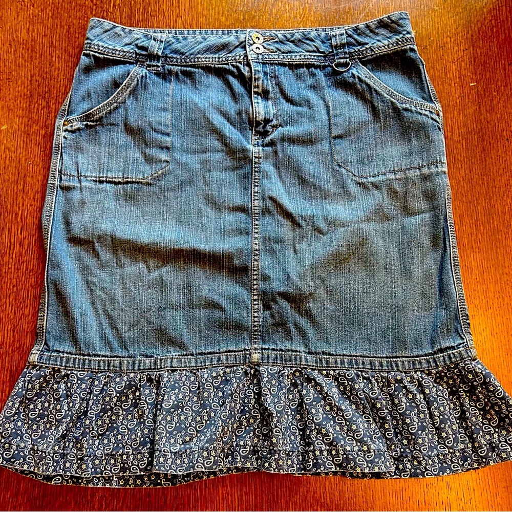 Faded Glory Sz 14 Ruffle Hem Denim Skirt